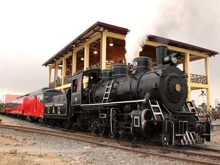 EL TREN: UN MONOPOLIO DIFICIL DE DESAPARECER