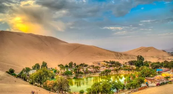 Un oasis en medio del desierto de Perú, Huacachina