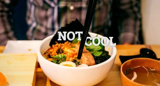 8 costumbres alimenticias extrañas de todo el mundo que es mejor que conozcas antes de viajar