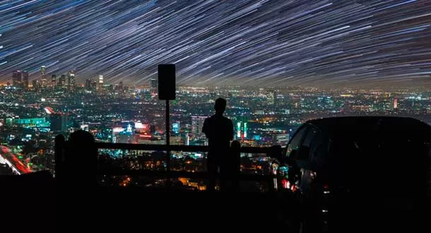 Así es como se vería el cielo nocturno sin contaminación lumínica