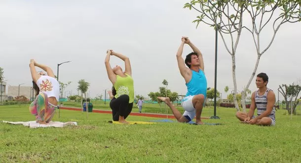 Parque Samanes celebra el Día Internacional del Yoga