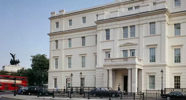 Reabre sus puertas Lanesborough, el hotel más caro de Londres