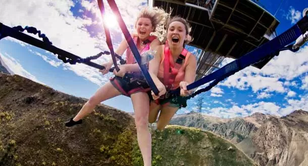 Una experiencia de pura adrenalina en el columpio más grande del mundo
