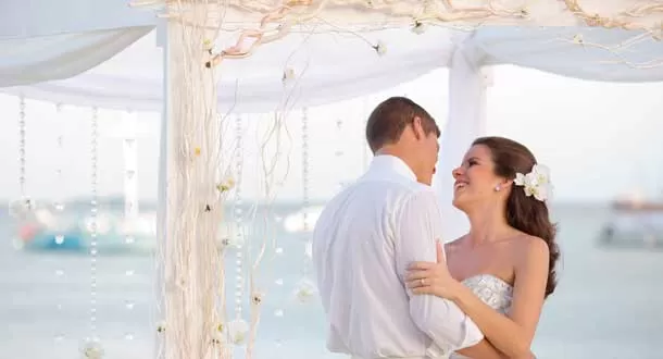 Hyatt Regency Aruba lanza promoción especial para los novios