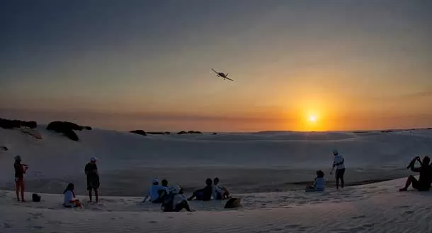 Lençóis Maranhenses, lagunas de agua color esmeralda en un desierto en Brasil