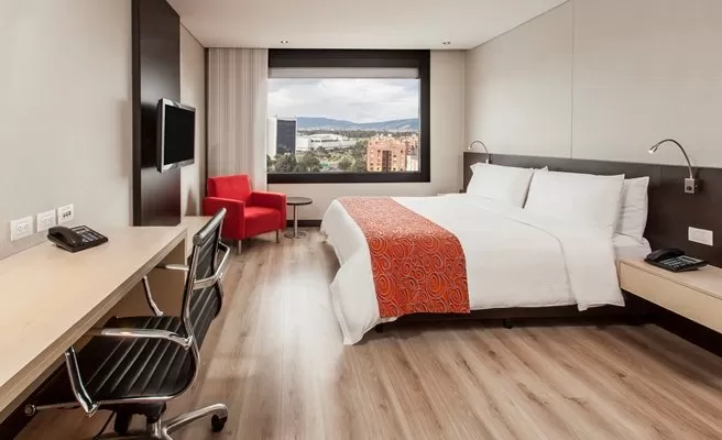 RADISSON AR BOGOTÁ AIRPORT, UN HOTEL DE LUJO PARA NEGOCIOS 2015