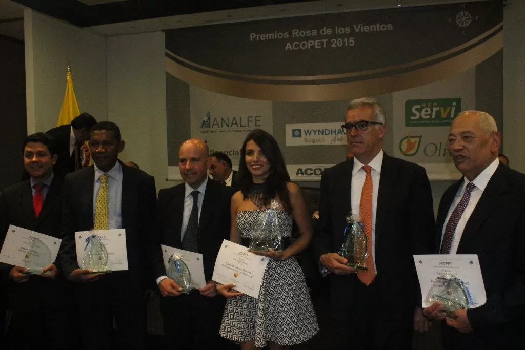 ACOPET Y LOS GANADORES DE EL PREMIO ROSA DE LOS VIENTOS