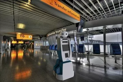 KLM IMPLEMENTA ASISTENCIA ROBOTICA