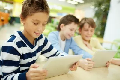 WIFI PARA NIÑOS, CAMBIANDO EL MODELO DEL TURISMO FAMILIAR