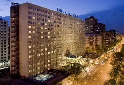 COMO PREPARAR UN HOTEL PARA RECIBIR 500 TURISTAS CHINOS???