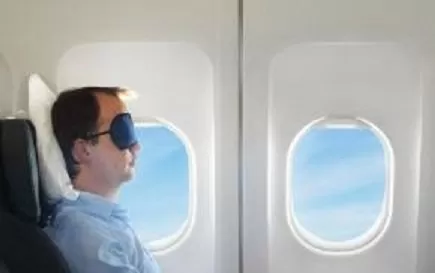 TIPS PARA REALIZAR VIAJES LARGOS EN AVION