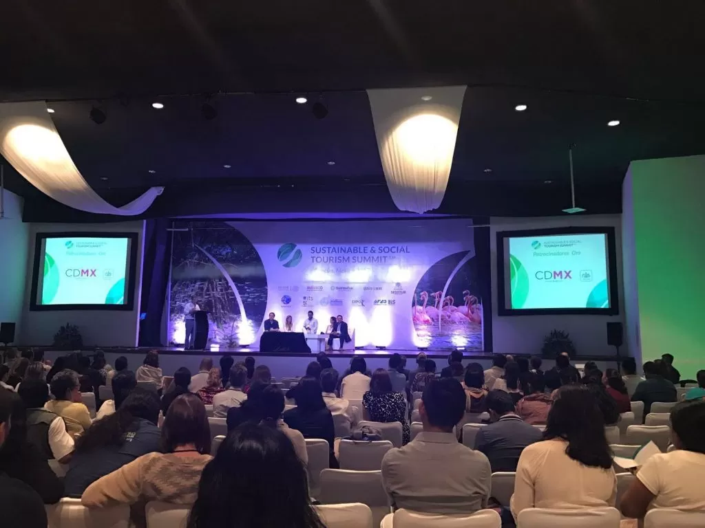 EL FUTURO DEL VIAJERO ÉTICO EN EL SOCIAL AND SUSTAINABLE TOURISM SUMMIT 2017