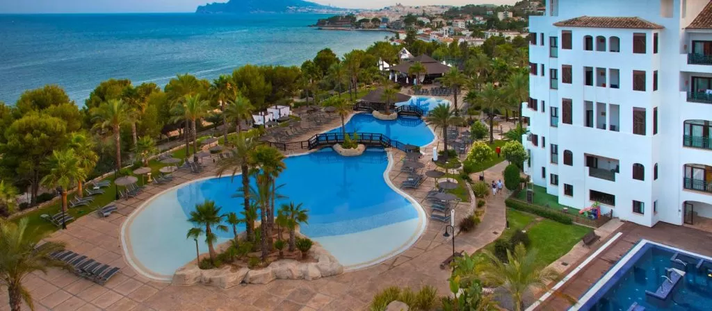 EL CENTRO DE SALUD Y BELLEZA SH VILLA GADEA THALASSO-SPA ALTEA “SALUX VILLA GADEA” PARTICIPA POR PRIMERA VEZ EN LA FERIA TERMATALIA.