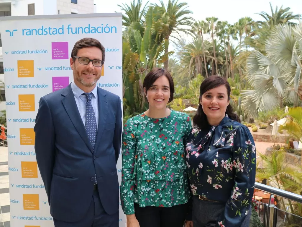 Fundación Randstad y Seaside Hotels renuevan su acuerdo de colaboración por la igualdad laboral de los profesionales con discapacidad en Canarias.