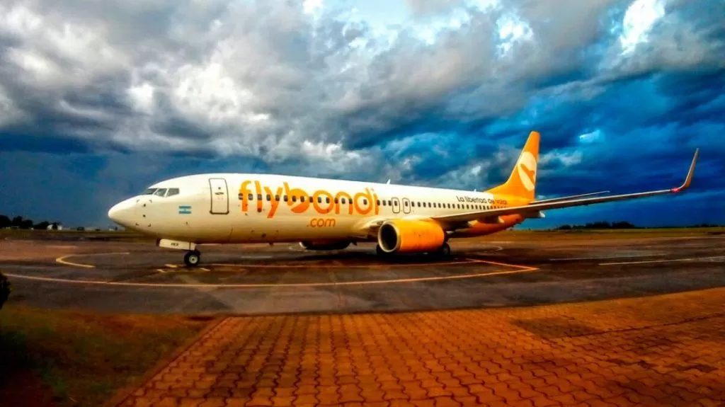 Flybondi hace internacional al aeropuerto El Palomar con la ruta a Paraguay