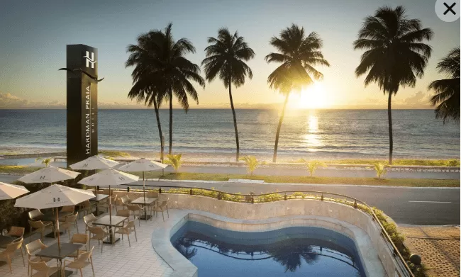 Hardman Praia Hotel promove Réveillon com queima de fogos