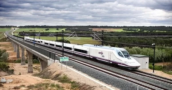 El tren gana más de 9 millones de nuevos clientes en el primer trimestre