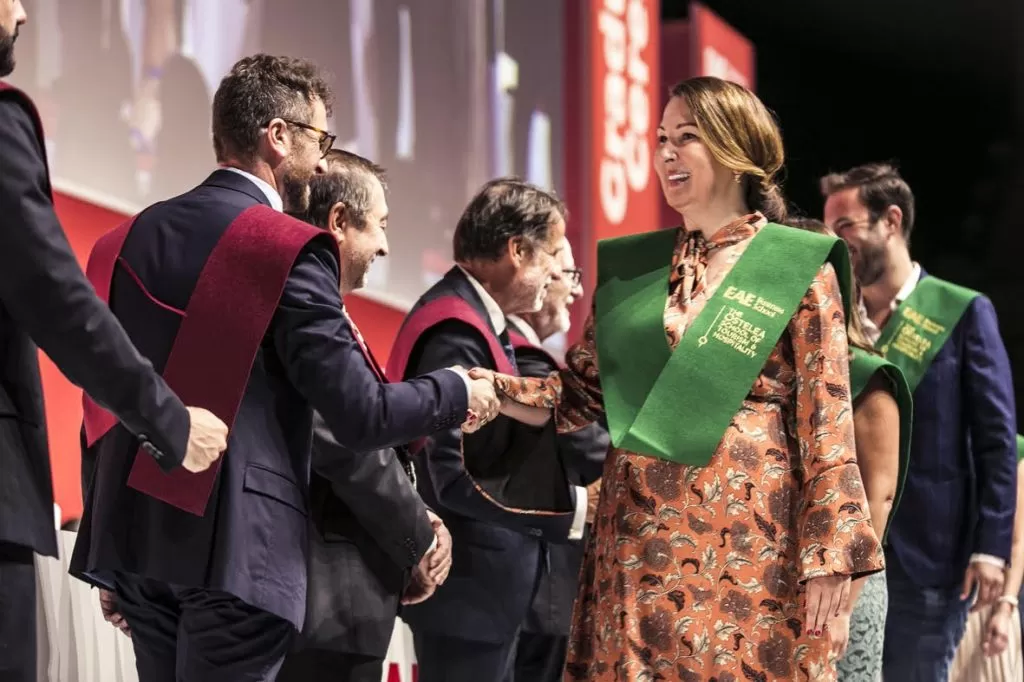 Los estudiantes ecuatorianos escogen Barcelona y Ostelea para su maestría en Turismo.