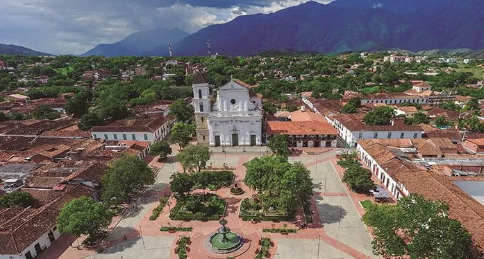 Cuánto invierten los colombianos en sus viajes