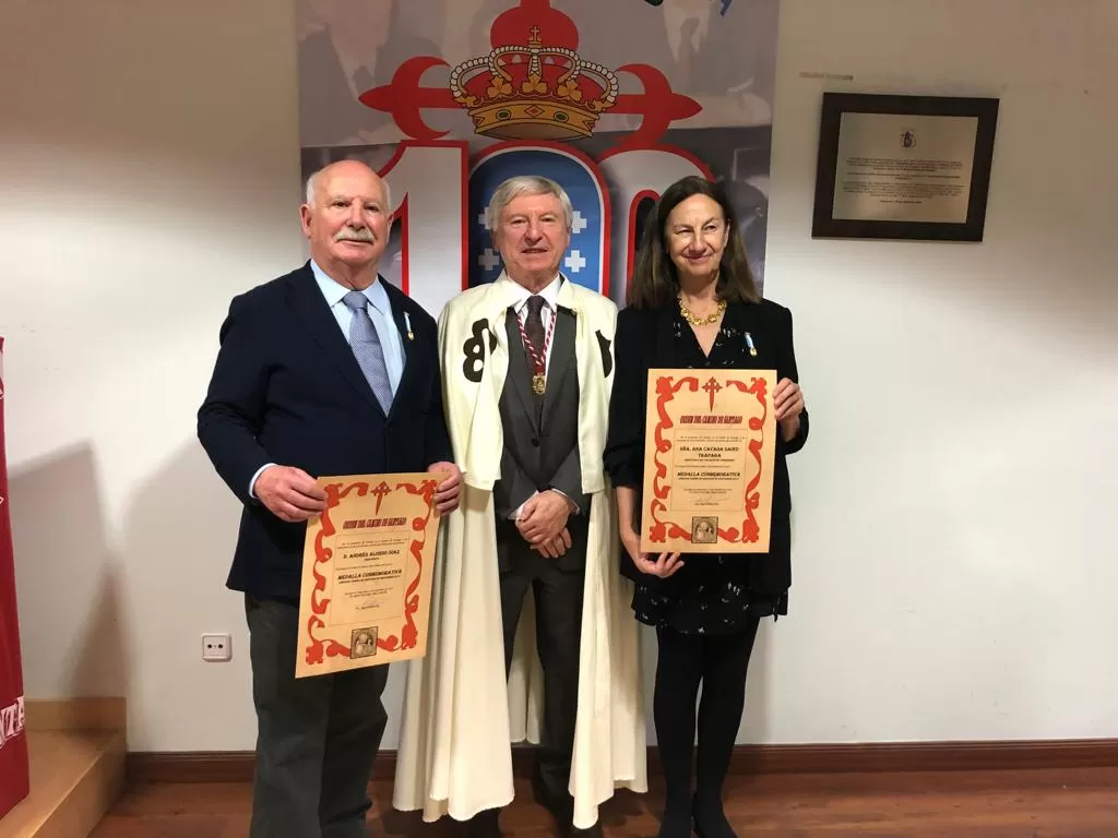 ANDRES ALONSO Y ANA CAVADA DISTINGUDIOS POR LA ORDEN DEL CAMINO.