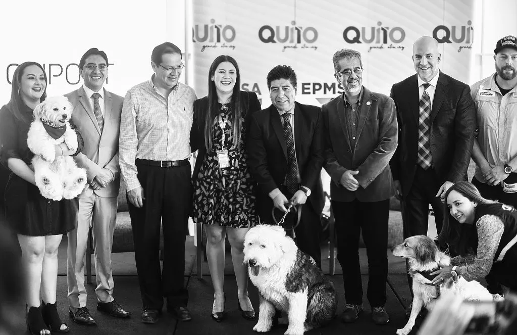 Aeropuerto Mariscal Sucre de Quito inaugura espacios Pet Relief para animales de servicio y mascotas