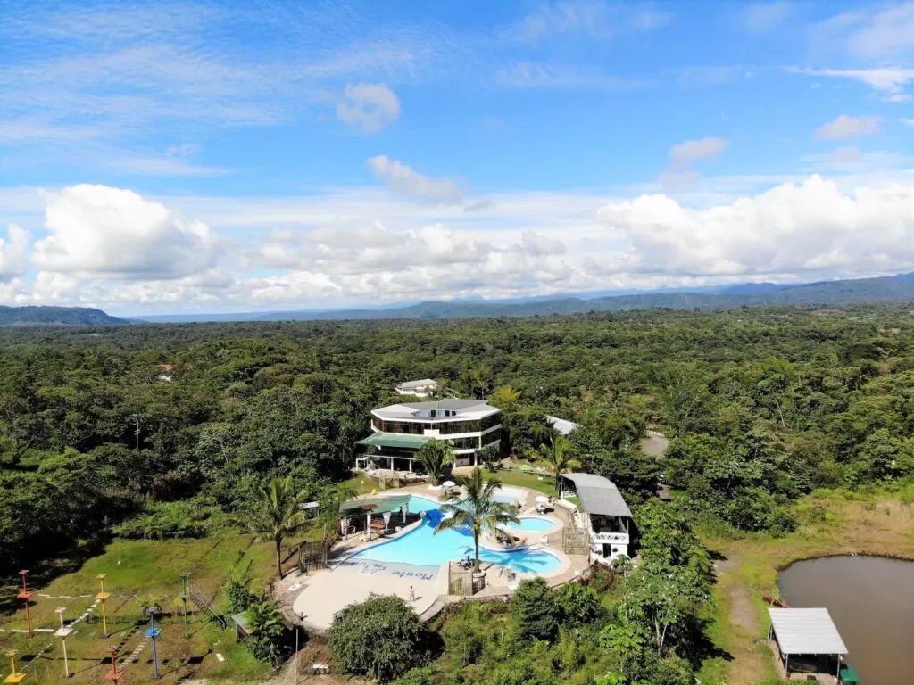 SALGA DE CASA … A UN HOTEL BIOSEGURO
