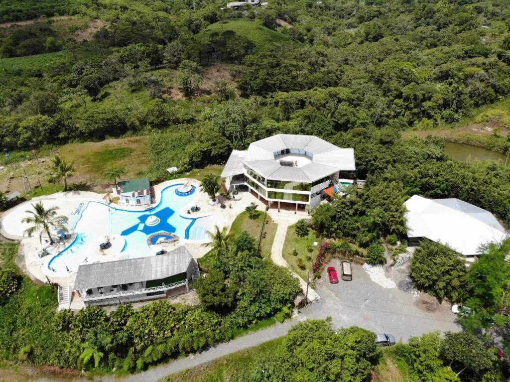 25 RAZONES PARA VENIR A ECOPARK. PUYO – Ecuador
