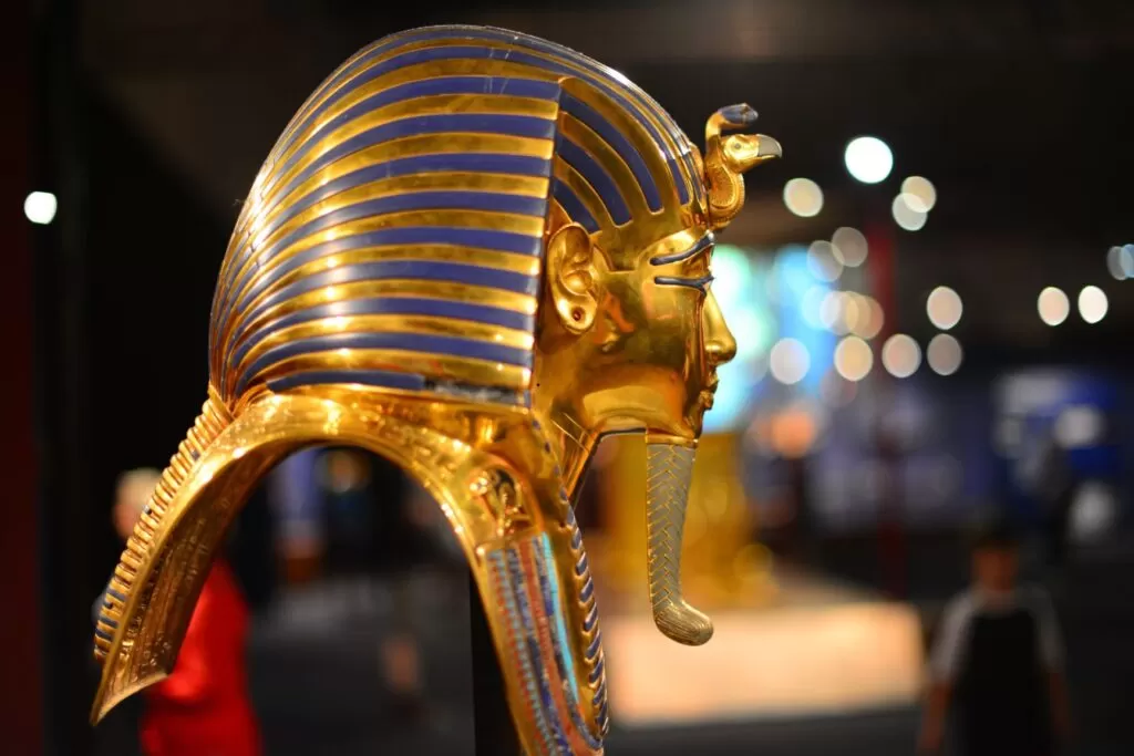 EL ÉXITO ECONÓMICO DEL GOBIERNO EGIPCIO DEL PRESIDENTE AL SISI PERMITE MIRAR AL FUTURO CON OPTIMISMO