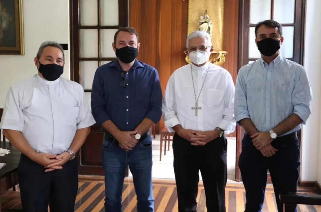 Secretaría de Turismo y Arquidiócesis discuten promoción del turismo religioso
