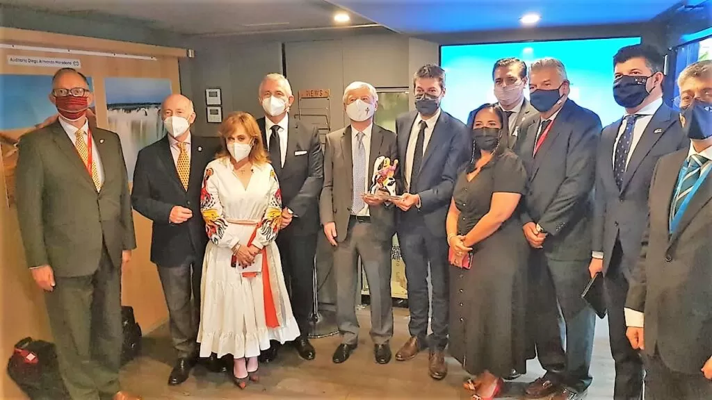 ASICOTUR se presentó oficialmente en Fitur en el stand de Argentina