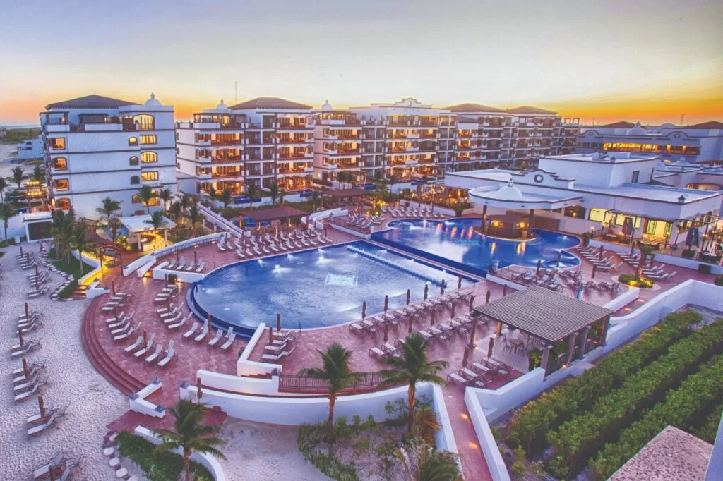 Wyndham Hotels & Resorts le da la bienvenida a su 21.ª marca, Registry Collection Hotels, con el Grand Residences Riviera Cancún
