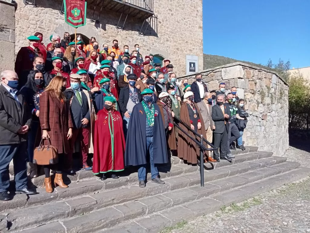 Cantabria.- La orujera Martínez de Cos gana la Alquitara de Oro de la Fiesta del Orujo.