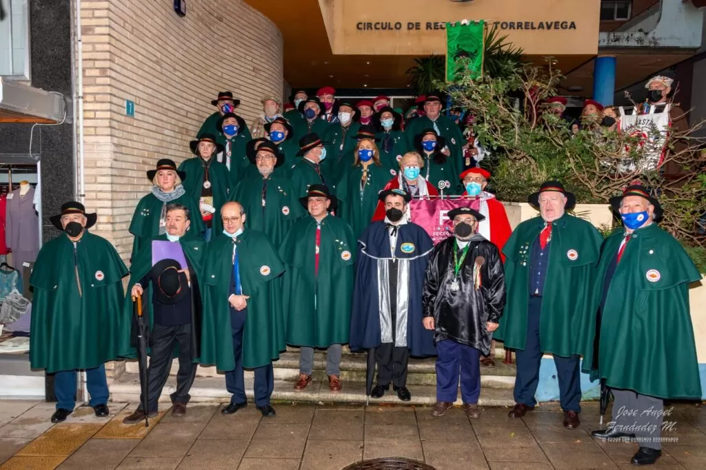 Cantabria:  La Cofradía de los Cocidos de Cantabria nombró Cofrade de Honor al doctor Tomás Cobo.