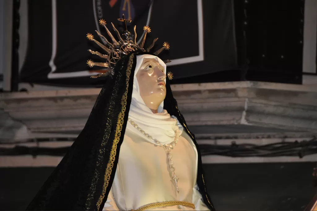Obras maestras del arte sacro de Castilla y León arropan a la Semana Santa de Sahagún