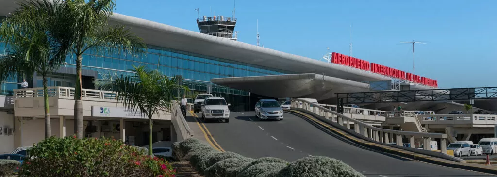 ARAJET y AERODOM firman acuerdo para establecer SDQ como aeropuerto base de operaciones