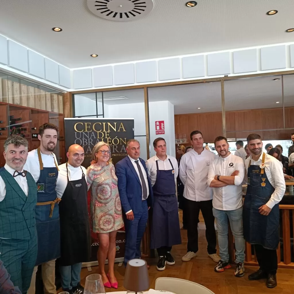 CINCO CHEFS CON ESTRELLA MICHELÍN PROMOCIONARON EN SANTANDER LA IGP CECINA DE LEÓN.