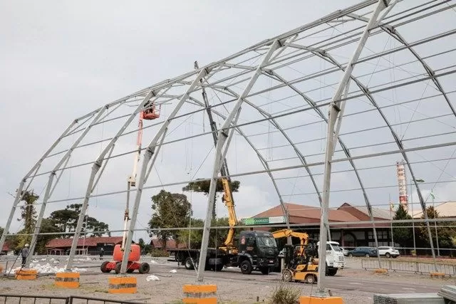 Comienza el montaje de las estructuras para la 38ª Muestra de Natal Luz