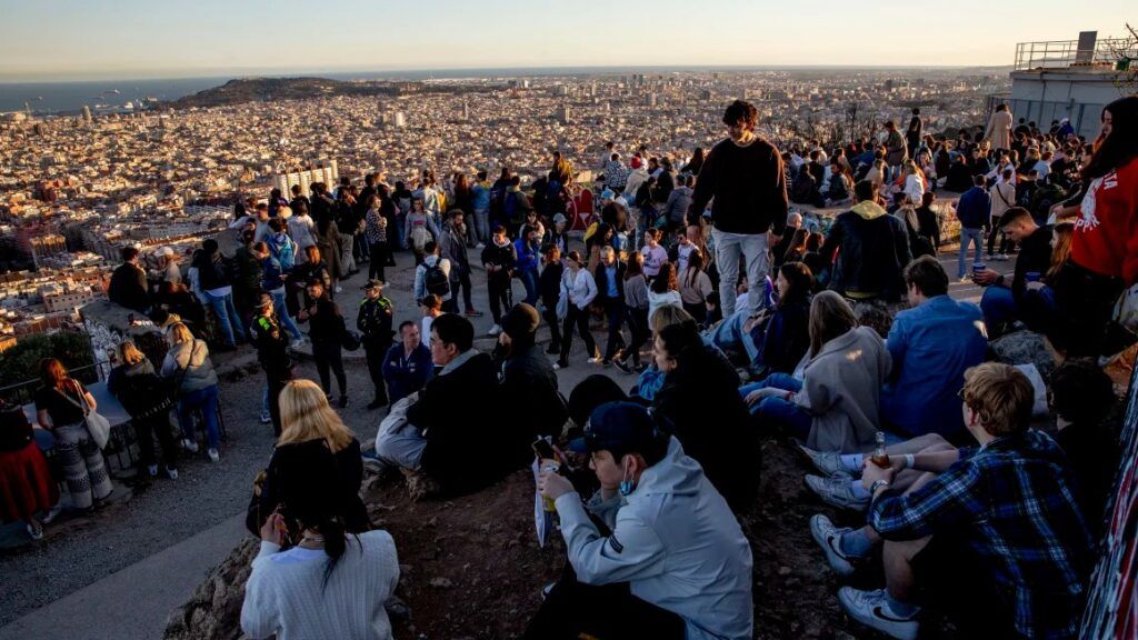 Estos fueron los destinos que más sufrieron el exceso de turismo en 2023