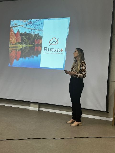 Flutua fue presentada a empresarios del sector turístico de São Chico de Paula