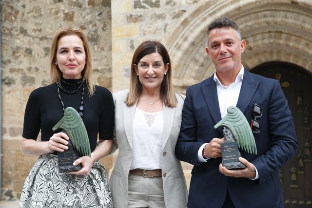Premios Beato de Liébana a Alejandro Sanz y a la Organización Nacional de Trasplantes