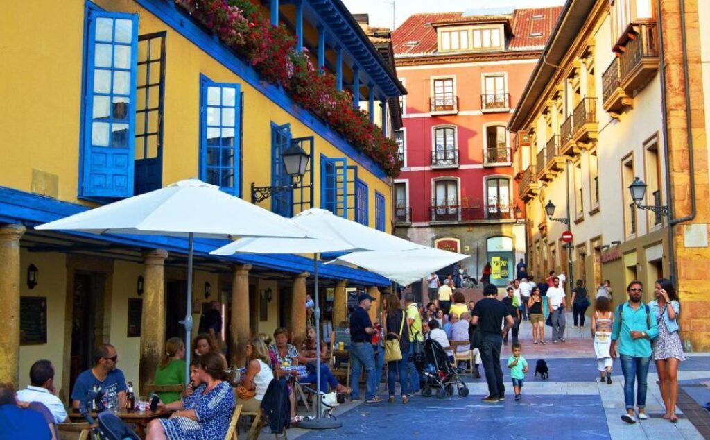 Oviedo bate record de visitantes con el título de Capital Española de la Gastronomía