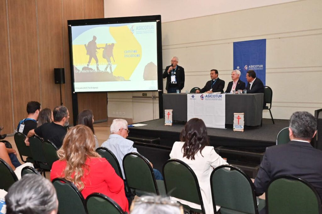 La implantación del Camino Iniciático de Santiago de Compostela en Paraná se presenta en el XIX Festival de Cataratas