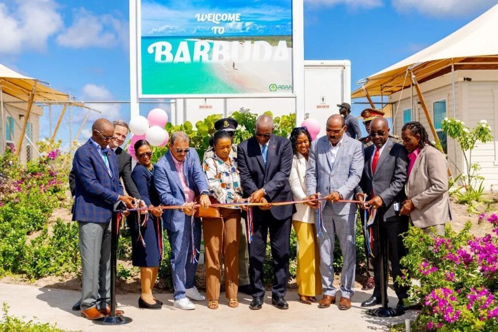 Barbuda inaugura su nuevo Aeropuerto Internacional
