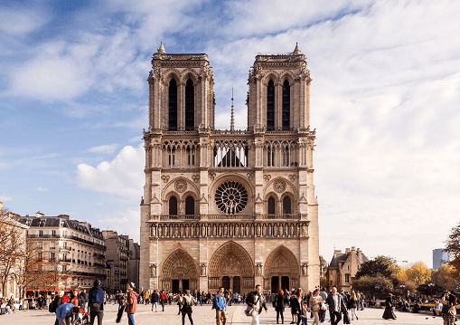 Notre-Dame empujará el turismo en París este fin de año