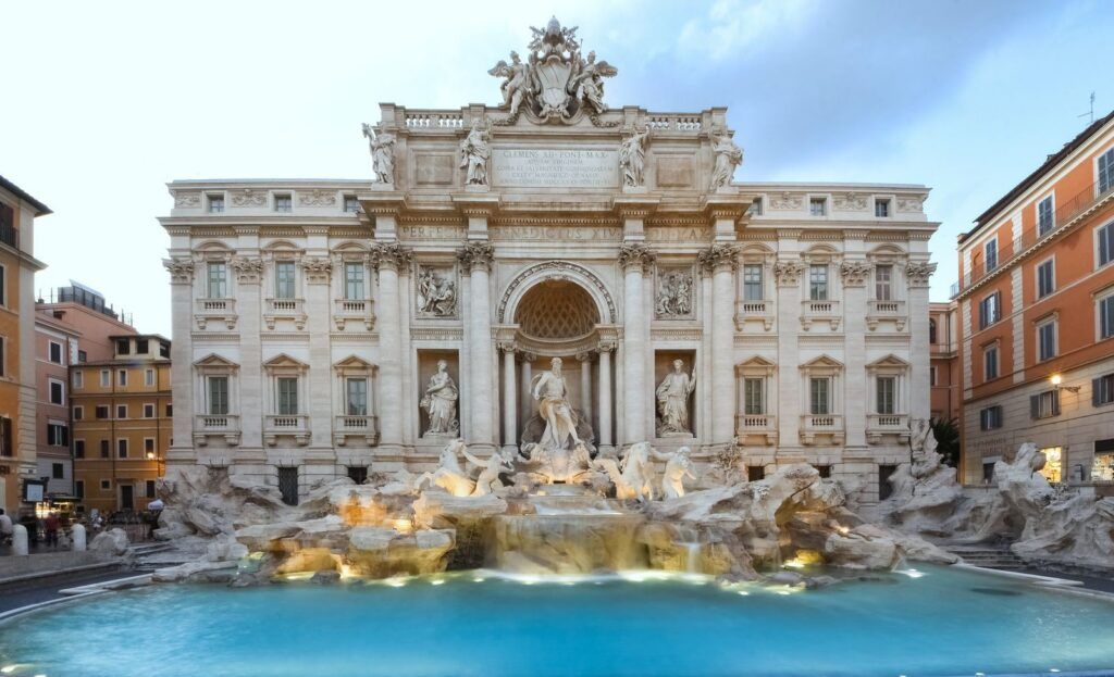 La Fontana di Trevi reabre al público pero con limitación de aforo