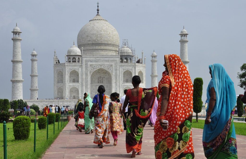 Un viaje espiritual a las ciudades sagradas de India