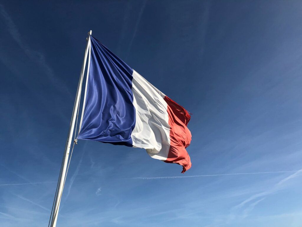 Viajantes franceses acorrem a Portugal