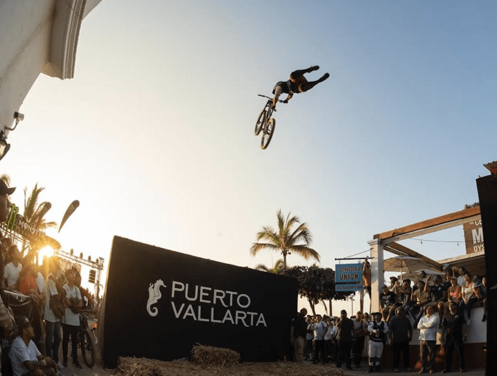 Jalisco Impulsa Turismo Social y Deportivo con “Exploremos” y Downhill Puerto Vallarta