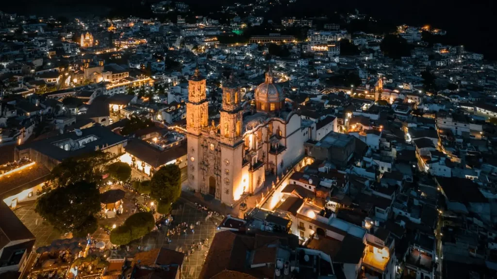 Taxco celebra su XI Festival Internacional de Cine, consolidándose como referente