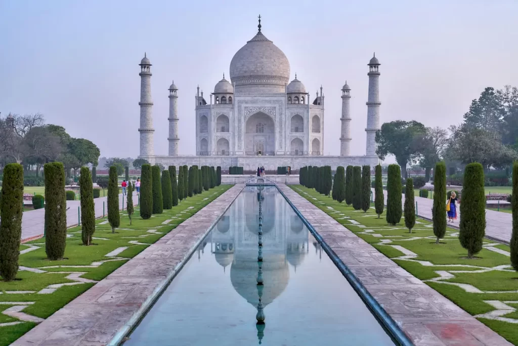 VIETUR Lanza Circuito Wellness para Mujeres: Yoga y Meditación en India